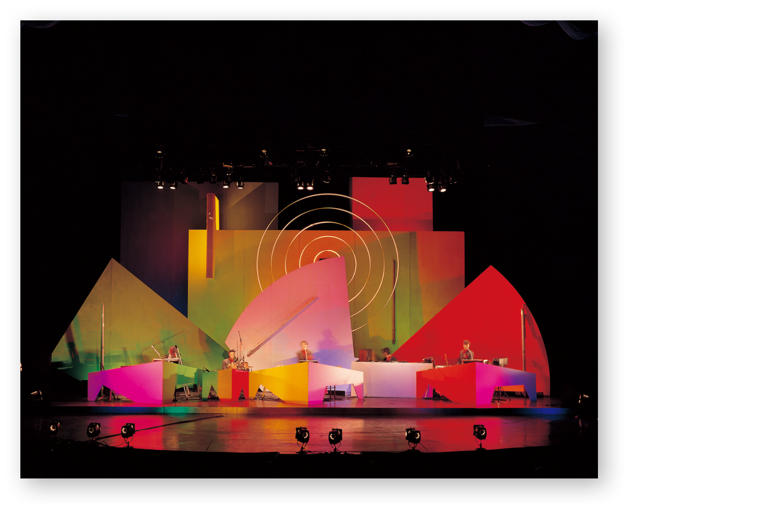 TSTJ Inc. | 制作実績: 『WINTER LIVE 1981』YMO ステージデザイン